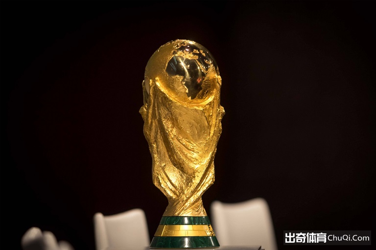 欧冠焦点战,费耶诺德新,援锋线对垒,bet365娱乐城,bet365体育